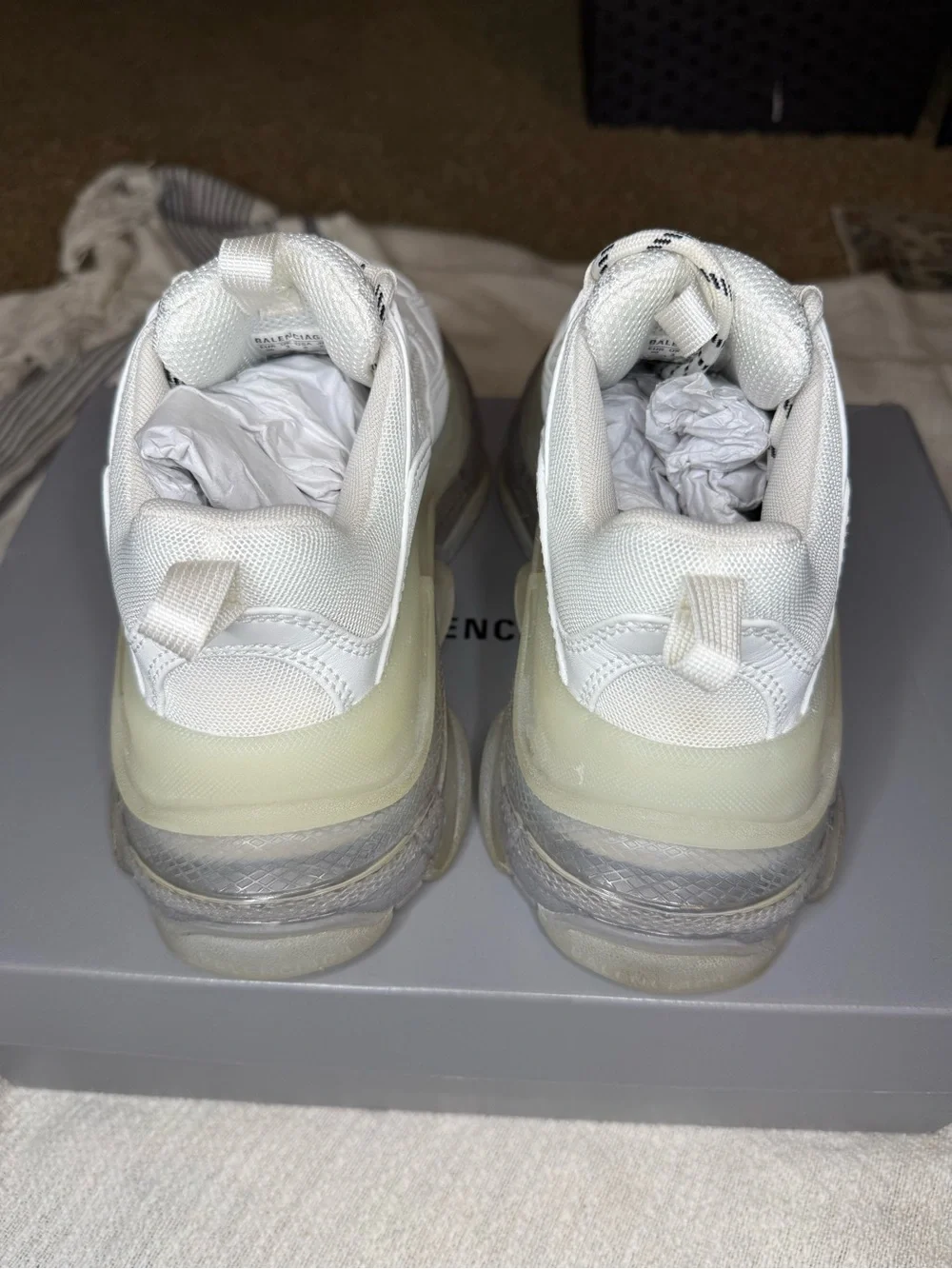 Balenciaga triple s clear sole